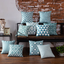 Laden Sie das Bild in den Galerie-Viewer, Modern geometric Cotton pillow cushion