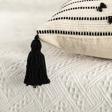 Laden Sie das Bild in den Galerie-Viewer, Bohemian Moroccan Fringe Pillowcase Cushion