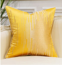 Laden Sie das Bild in den Galerie-Viewer, Sofa pillow cushion waist pillow soft bag