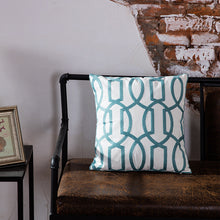 Laden Sie das Bild in den Galerie-Viewer, Modern geometric Cotton pillow cushion
