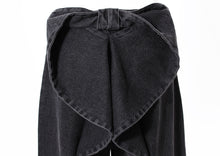 Cargar imagen en el visor de la galería, Niche Designer Jeans Butt Bow Decoration Slimming Straight Pants
