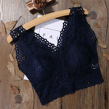 Laden Sie das Bild in den Galerie-Viewer, Lace Vest