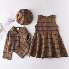 Cargar imagen en el visor de la galería, Kids Three-piece Suit Of Woolen New Vest Skirt Coat Beret