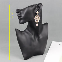 Cargar imagen en el visor de la galería, Jewelry Model Portrait Necklace Display Stand Earring Stand