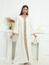 Cargar imagen en el visor de la galería, Bronzing V Neck Abbaya Kaftan Dress, Elegant Ankle Length Love Sleeve