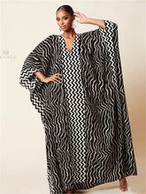 Charger l&#39;image dans la galerie, Striped Batwing Sleeve Kaftan, Loose V-Neck Kaftan Abbaya