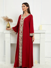 Charger l&#39;image dans la galerie, Graphic Print Button Decor abbaya , Elegant V-neck Maxi Kaftan