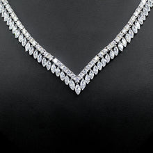 Cargar imagen en el visor de la galería, Stylish Bridal Necklace And Earring Set