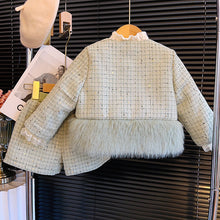 Load image into Gallery viewer, Winter New Girls&#39; Fleece-lined Splicing Coat Shorts Two-piece Set