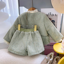 Load image into Gallery viewer, Winter New Girls&#39; Fleece-lined Splicing Coat Shorts Two-piece Set