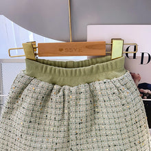 Load image into Gallery viewer, Winter New Girls&#39; Fleece-lined Splicing Coat Shorts Two-piece Set