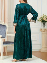 Charger l&#39;image dans la galerie, Embroidered Kaftan Dress, Elegant V Neck Long Sleeve Abbaya