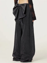 Cargar imagen en el visor de la galería, Niche Designer Jeans Butt Bow Decoration Slimming Straight Pants