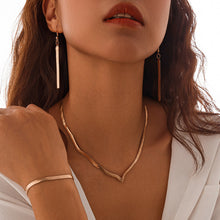 Charger l&#39;image dans la galerie, Fashion Chain Like Flat Snake Necklace Suit Simple Geometric accessories set for occasions