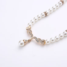 Charger l&#39;image dans la galerie, Angel Wing Pearl Necklace Earring Set for Occasions