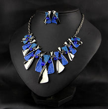 Charger l&#39;image dans la galerie, Metal Geometric Shape Rhinestone Earring Necklace