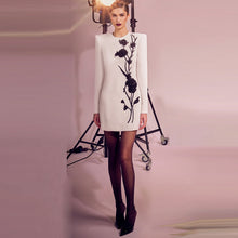 Charger l'image dans la galerie, Star Fashion Heavy Industry Three-dimensional Flowers Bead Long Sleeve Dress