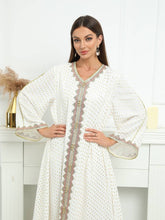 Cargar imagen en el visor de la galería, Bronzing V Neck Abbaya Kaftan Dress, Elegant Ankle Length Love Sleeve