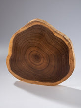 Load image into Gallery viewer, Wooden stump shaped cutting board