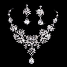 Charger l&#39;image dans la galerie, Butterfly Big Water Drop Necklace Earring Set for Occasions