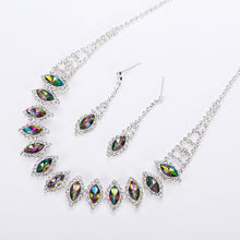 Charger l&#39;image dans la galerie, Japanese and Korean Bride Necklace and Earring Set