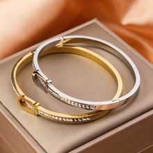 Cargar imagen en el visor de la galería, Gold Plating Exquisite Stainless Steel Bracelet Fashion Bracelet &amp; Bangles For Women Lady Jewelry Charm Valentine&#39;s Gift