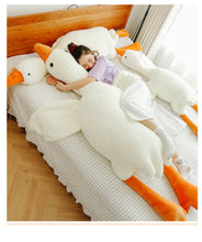 Laden Sie das Bild in den Galerie-Viewer, Cute Big White Geese Pillow Plush Toy