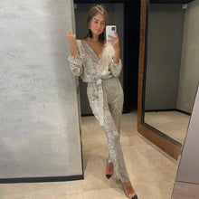 Laden Sie das Bild in den Galerie-Viewer, Women's Stylish Crystal Bead Waist Romper