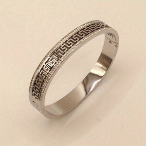 Titanium Steel Hollow With Artificial Diamond Bracelet