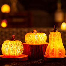 Cargar imagen en el visor de la galería, New Halloween Pumpkin Lantern Simulation Pumpkin LED Candle Lamp Resin Luminous Pumpkin