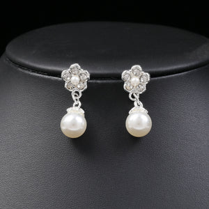 Pearl Flower Necklace Earring Set for Occasions