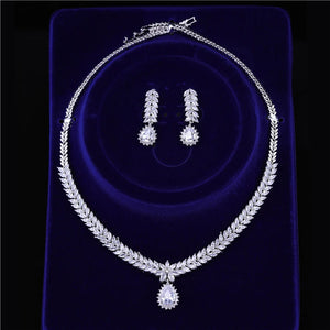 Earings Sets Pendant Necklace for Women Water Drop Earrings Stud Silver Set For Occasions