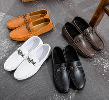 Laden Sie das Bild in den Galerie-Viewer, Leather Men&#39;s Casual Shoes &amp; Men Footwear