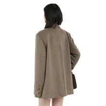 Laden Sie das Bild in den Galerie-Viewer, Wool Blend Coat Solid Mid Long Woolen Blazer Thick Warm Blouse