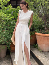 Laden Sie das Bild in den Galerie-Viewer, White Haute Couture Elegant Jumpsuit For Women&#39;S Summer V-Neck Sleeveless Chic Slit Style Slim Fit Jumpsuit