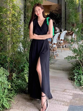 Laden Sie das Bild in den Galerie-Viewer, White Haute Couture Elegant Jumpsuit For Women&#39;S Summer V-Neck Sleeveless Chic Slit Style Slim Fit Jumpsuit