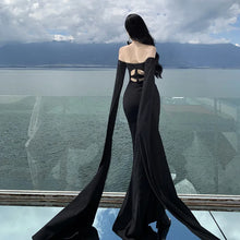 Load image into Gallery viewer, Black Strapless Party Dress Hollowed Out And Unique Slim