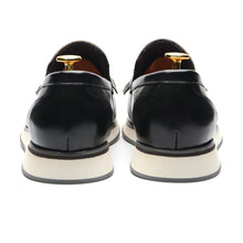 Cargar imagen en el visor de la galería, Slip-on leather Men&#39;s footwear