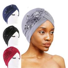 Charger l&#39;image dans la galerie, Ladies Sequin Flower Turban Toe Hat Fold