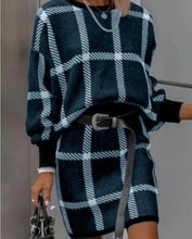 Laden Sie das Bild in den Galerie-Viewer, Large Plaid Pullover Long Sleeve Woolen Skirt Suit Two-piece Set