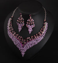 Cargar imagen en el visor de la galería, Full Rhinestone Color Clavicle Necklace And Earring Accessories Set for occasions