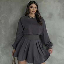 Cargar imagen en el visor de la galería, Long Sleeve Sweater Pleated Skirt Two-piece Suit