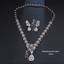 Charger l&#39;image dans la galerie, Crystal Earring Necklace Two Piece Set for occasions