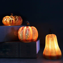 Cargar imagen en el visor de la galería, New Halloween Pumpkin Lantern Simulation Pumpkin LED Candle Lamp Resin Luminous Pumpkin