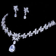 Charger l&#39;image dans la galerie, Exquisite Zircon Necklace Earring Set for Occasions