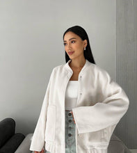Charger l'image dans la galerie, Loose Casual European And American Style Stand Collar Large Pocket Solid Color Women's Coat