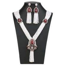 Cargar imagen en el visor de la galería, Women&#39;s Tassel Earring Necklace Two-piece Jewelry Set