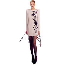 Charger l'image dans la galerie, Star Fashion Heavy Industry Three-dimensional Flowers Bead Long Sleeve Dress