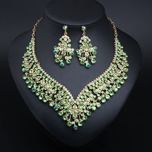 Charger l&#39;image dans la galerie, Creative Crystal Collarbone Necklace Earring Set for Occasions