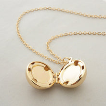 Charger l&#39;image dans la galerie, New phase secret information ball small box necklace - FUCHEETAH